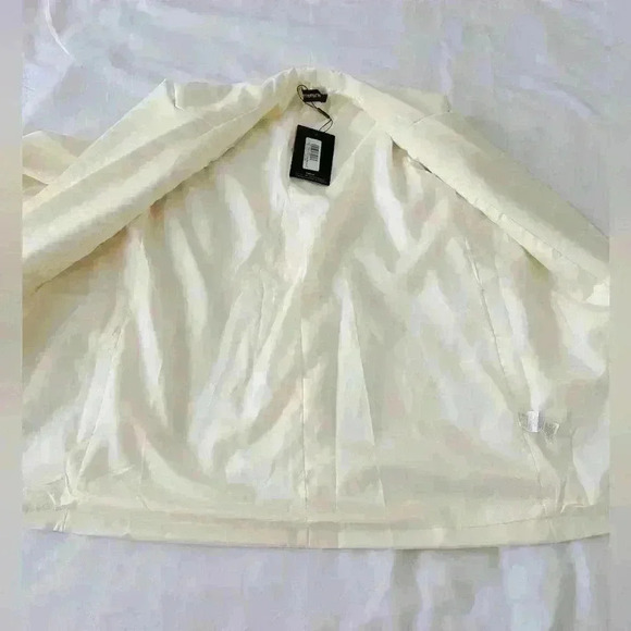 PrettyLittleThing Cream Oversized Dad Blazer Size 2 - Picture 9 of 13